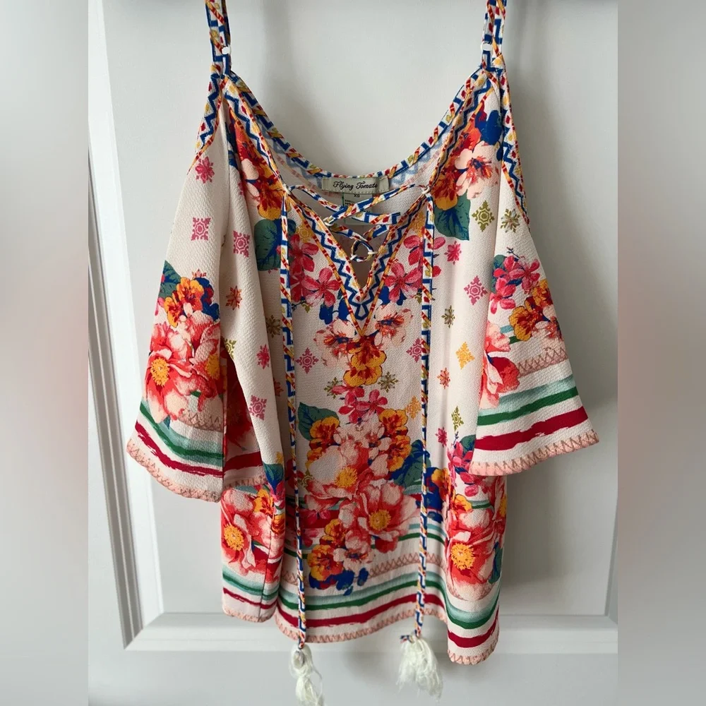 Flying Tomato, Floral Cold Shoulder, Flow Loose Top, XS, Lace Up, Bell Sleeves - Picture 5 of 9